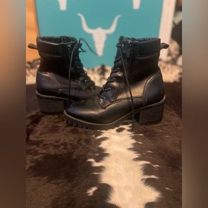 Madden girl heeled lace up boots